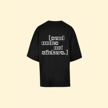 Carica l&#39;immagine nel visualizzatore di Gallery, “send nudes not stickers”Tee
